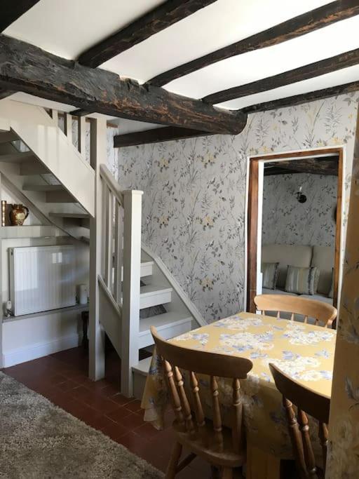 Holiday home Pipers - Quirky Near Ironbridge! *
