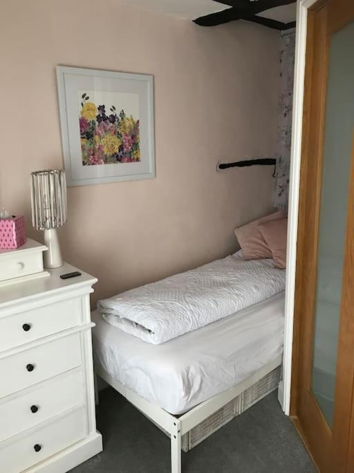 Holiday home Pipers - Quirky Near Ironbridge! *
